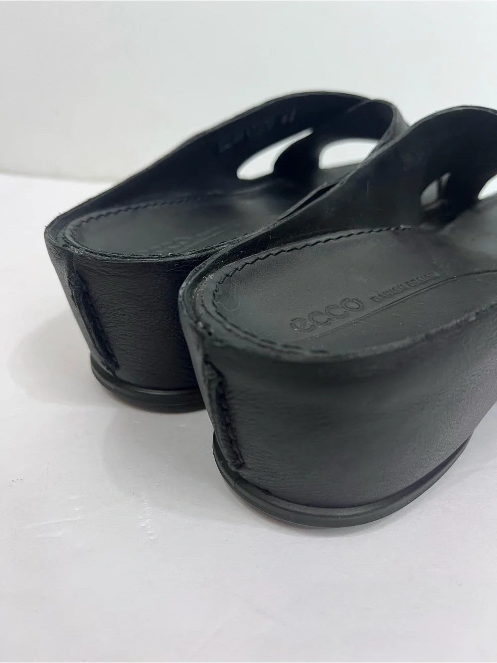 Ecco Ifla Wedge Or Platform Slide Sandals